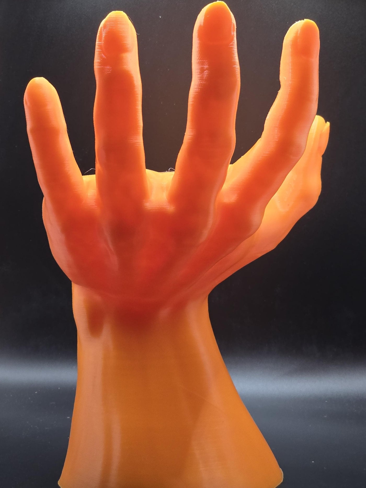 3D Printed Hand Headphone Stand – Unique Headset Holder, Stylish Desktop Accessory, Functional and Durable Gift for Gamers & Music Lovers