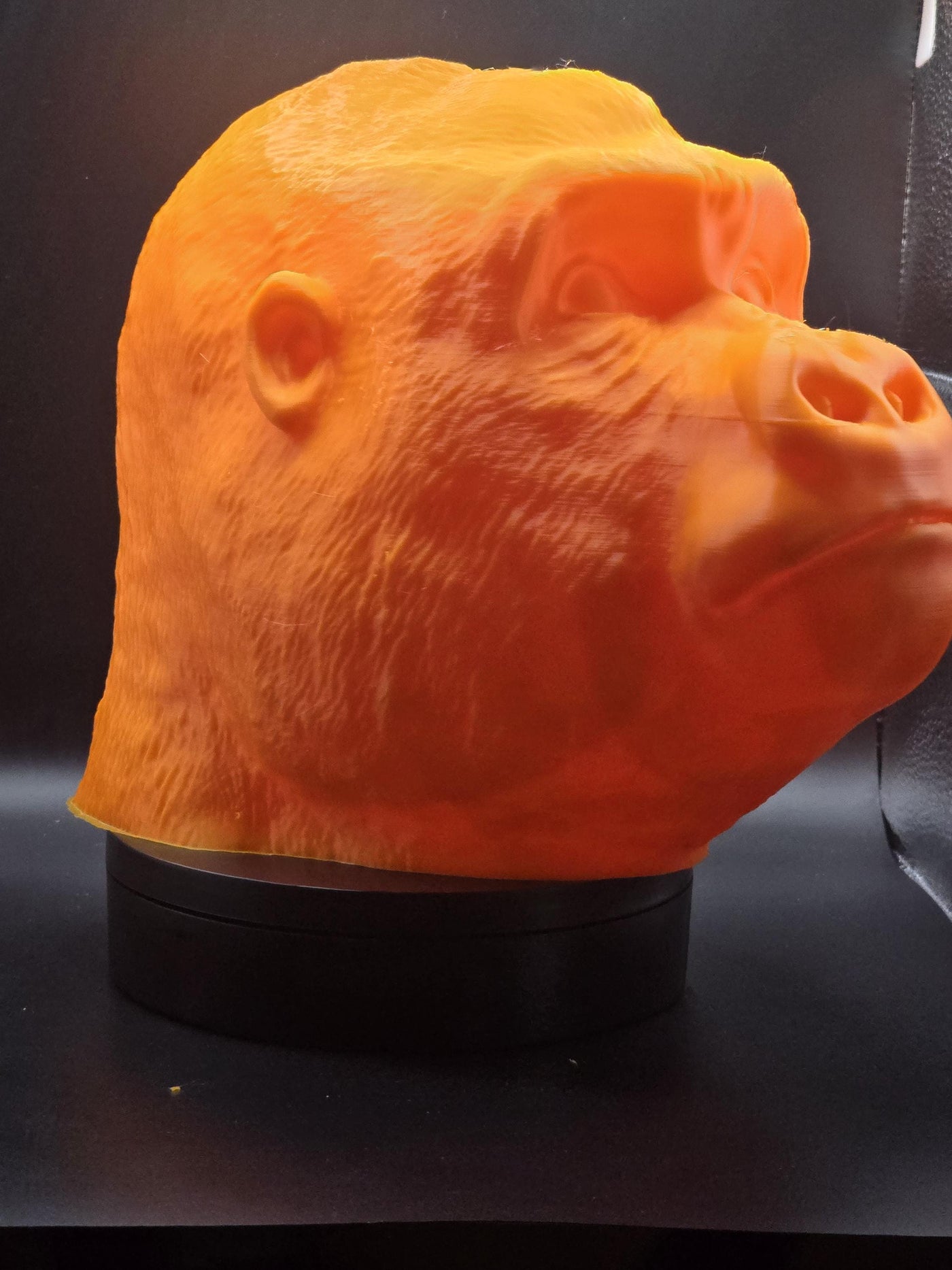 Gorilla Head Headphone Stand – Unique 3D Printed Holder for Gaming, Desk, or Office | Fun & Functional Headset Organizer