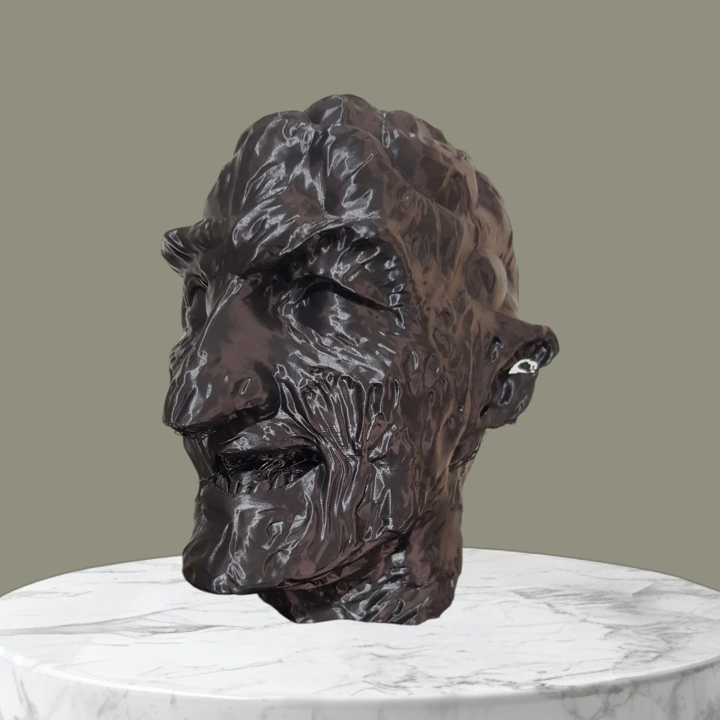 Freddy Krueger Headphone Stand, Horror Headset Holder, Gamer Gift, Spooky Room Decor, Office Desk Accessory, Paintable Collectible Bust