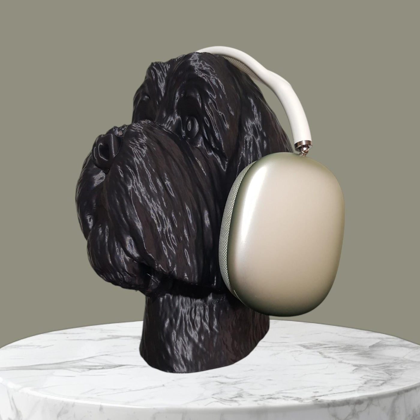 Dog Head Headphone Stand – Unique Sculpted Dog Head Display for Headphones