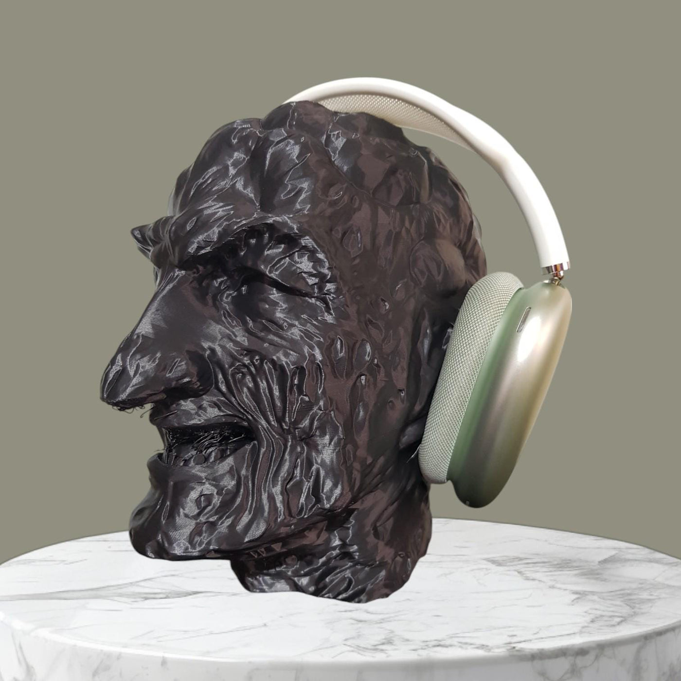 Freddy Krueger Headphone Stand, Horror Headset Holder, Gamer Gift, Spooky Room Decor, Office Desk Accessory, Paintable Collectible Bust