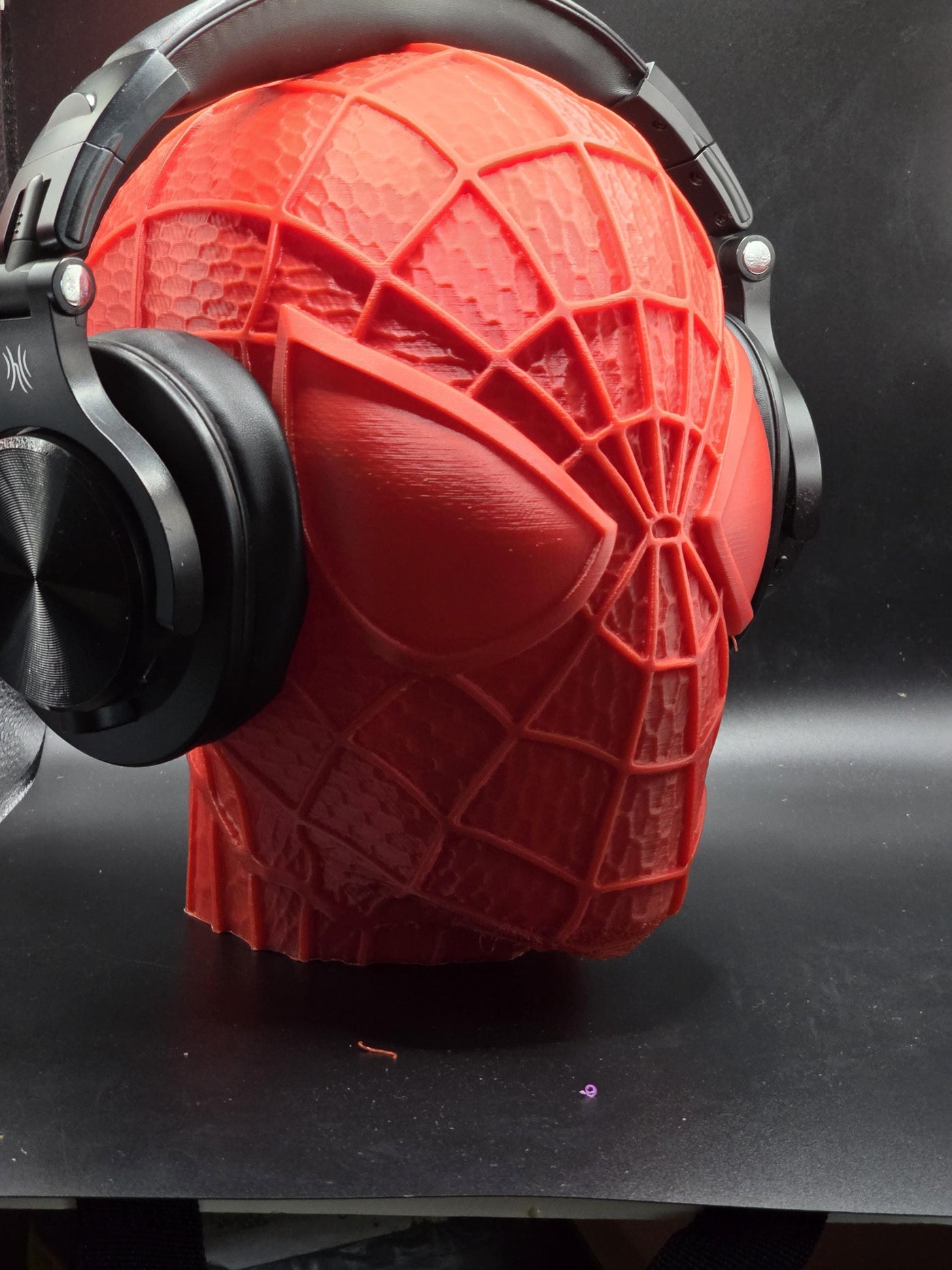 3D Printed Spiderman Headphone Stand - Marvel Fan Desk Organizer, Unique Superhero Gift, Cool Gaming Setup Accessory